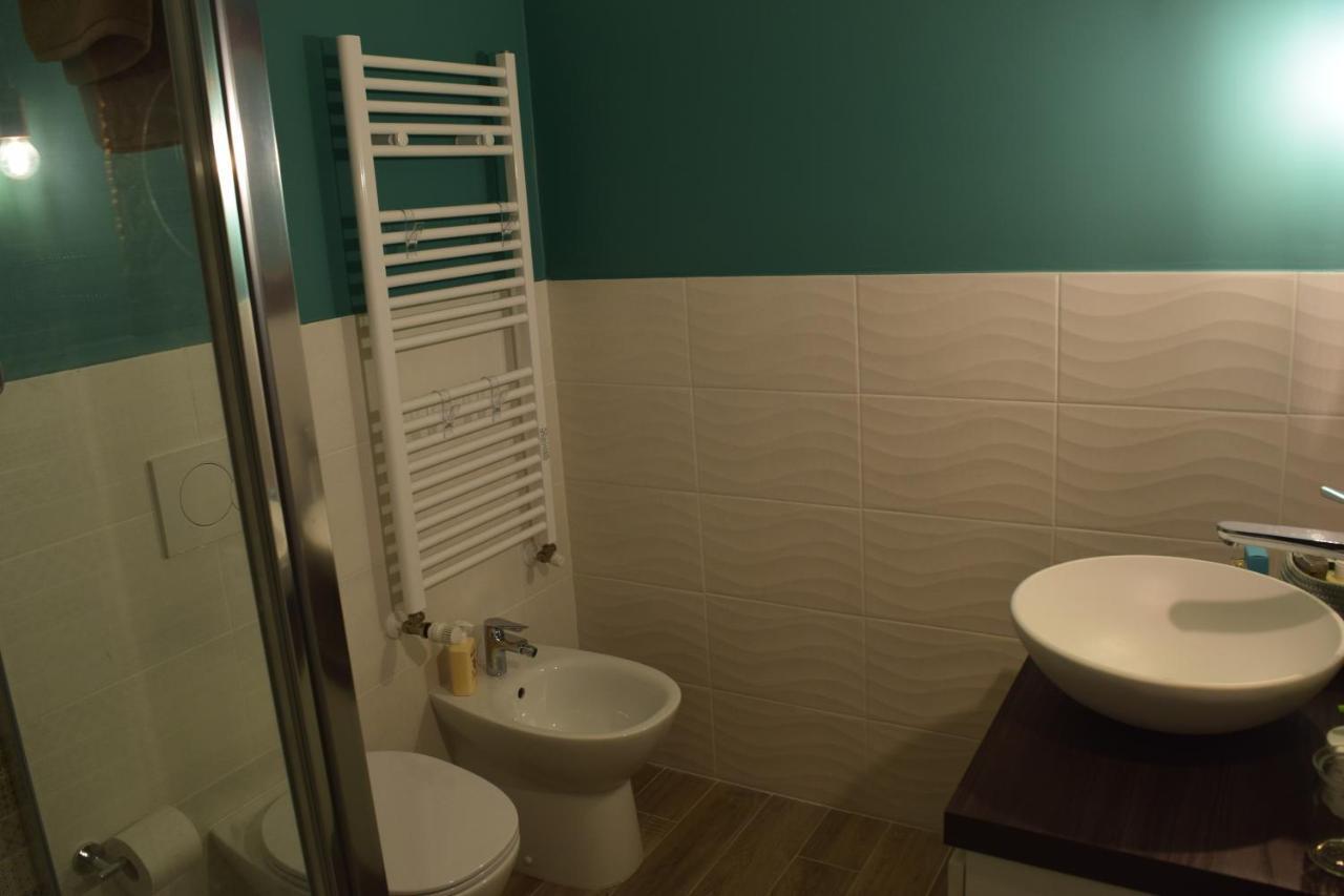 Xenia Hotel Генуа Екстериор снимка
