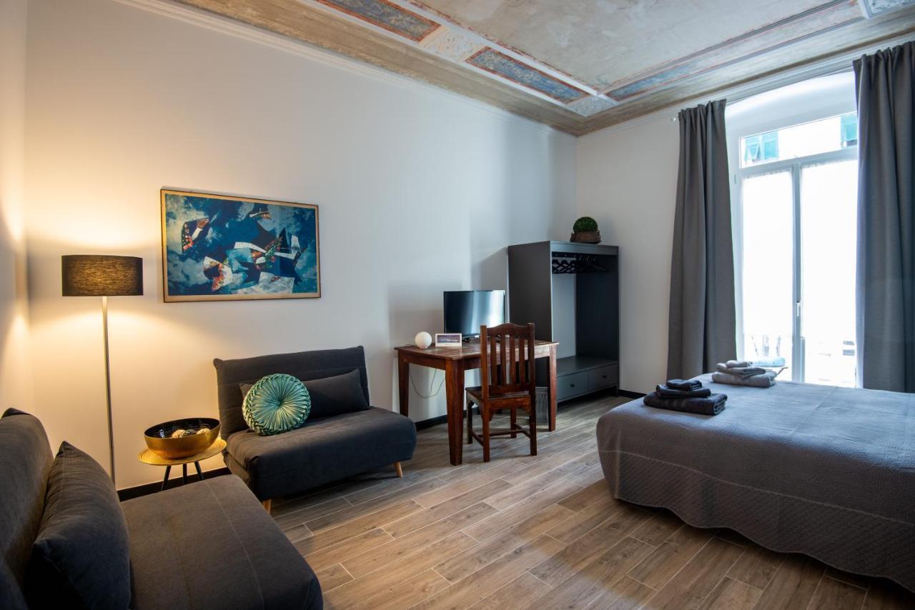 Xenia Hotel Генуа Екстериор снимка